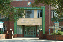 Entrance of King Edward Memorial Hospital 